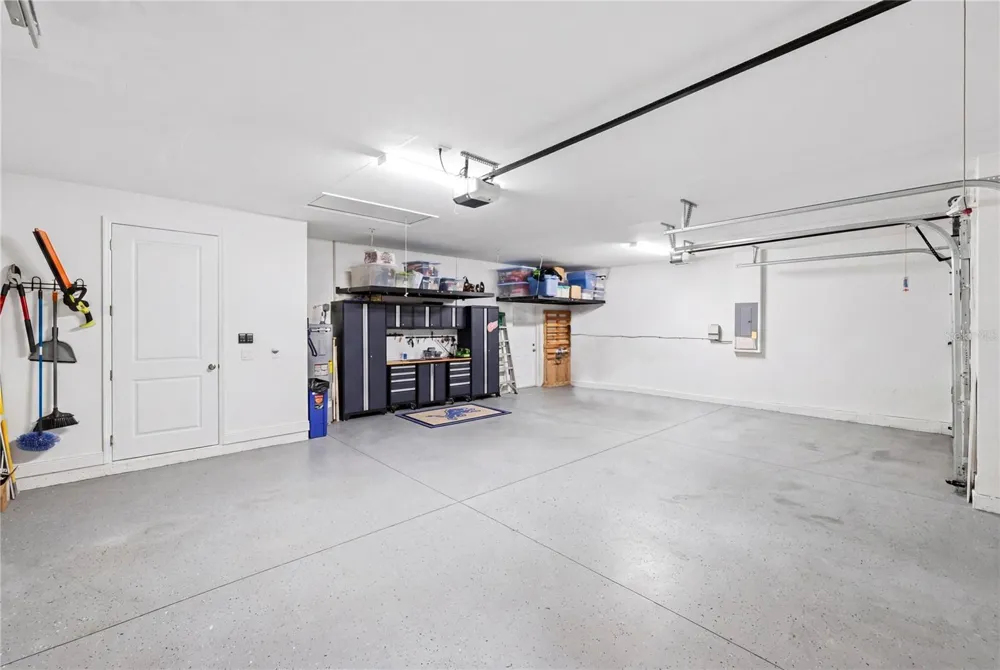 10039 KINGSVILLE DRIVE Port Charlotte, FL 33981