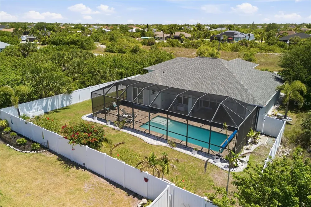 10039 KINGSVILLE DRIVE Port Charlotte, FL 33981