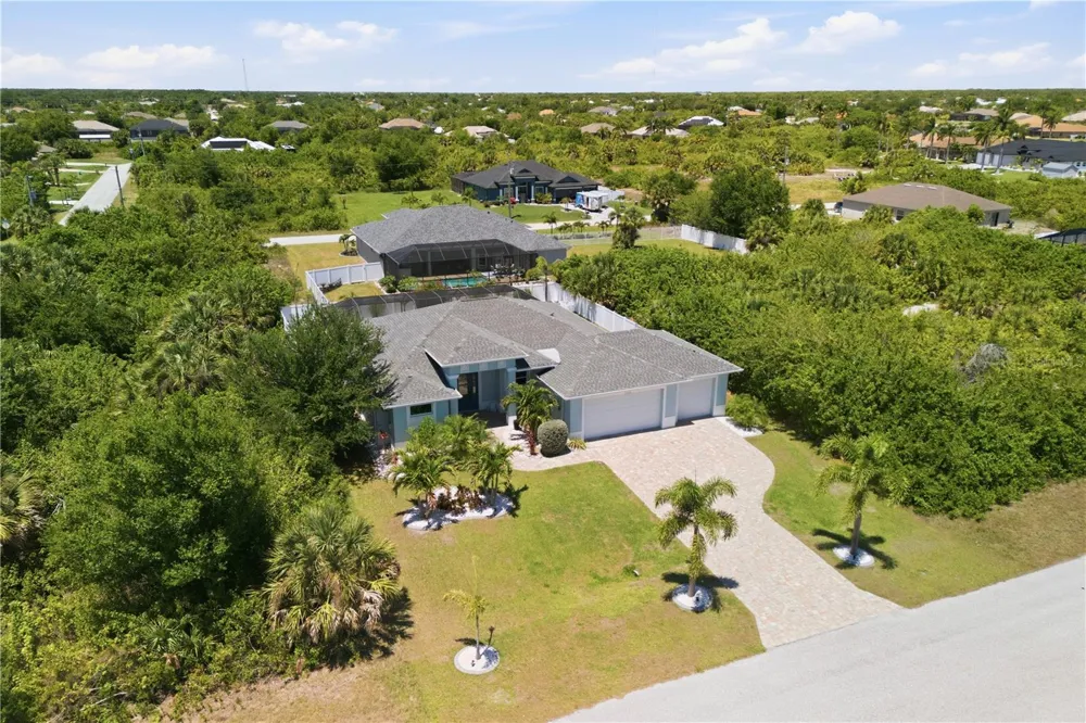 10039 KINGSVILLE DRIVE Port Charlotte, FL 33981