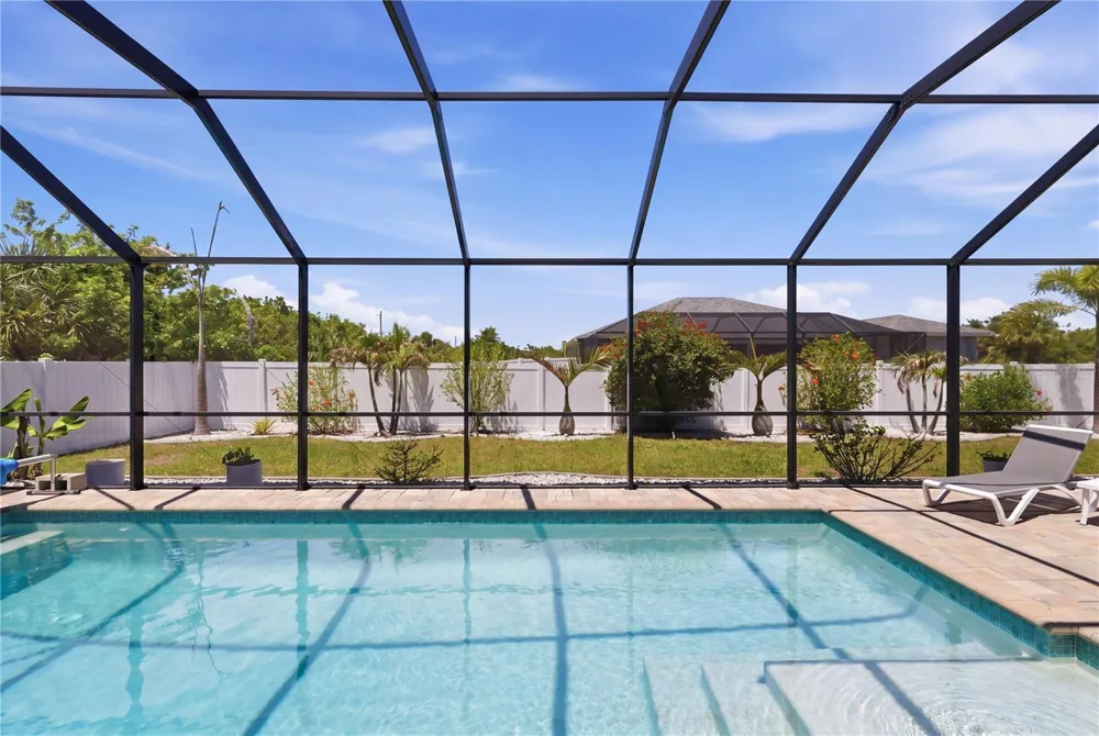 10039 KINGSVILLE DRIVE Port Charlotte, FL 33981