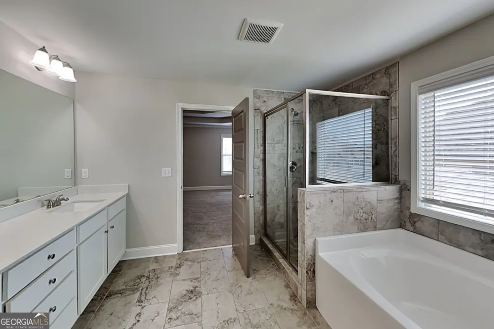 2942 Blue Stone CT Dacula, GA 30019