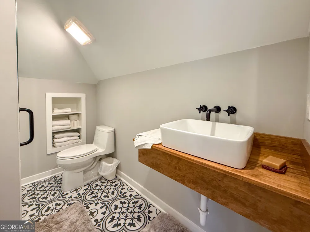 4104 Floyd ST NE Covington, GA 30014