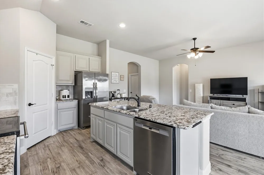 211 Nickolas Drive Princeton, TX 75407
