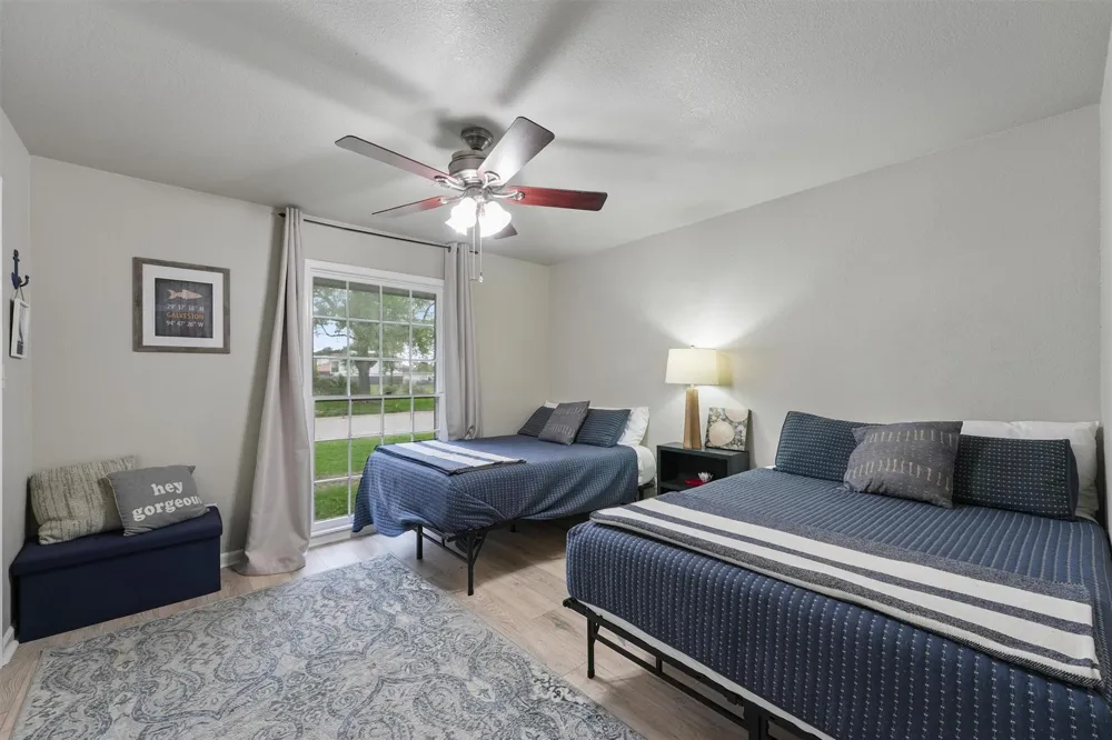 9 S Shore Drive Galveston, TX 77551