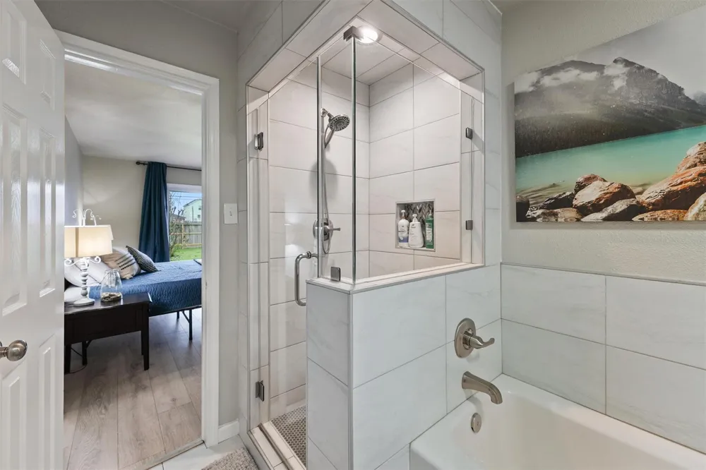 9 S Shore Drive Galveston, TX 77551