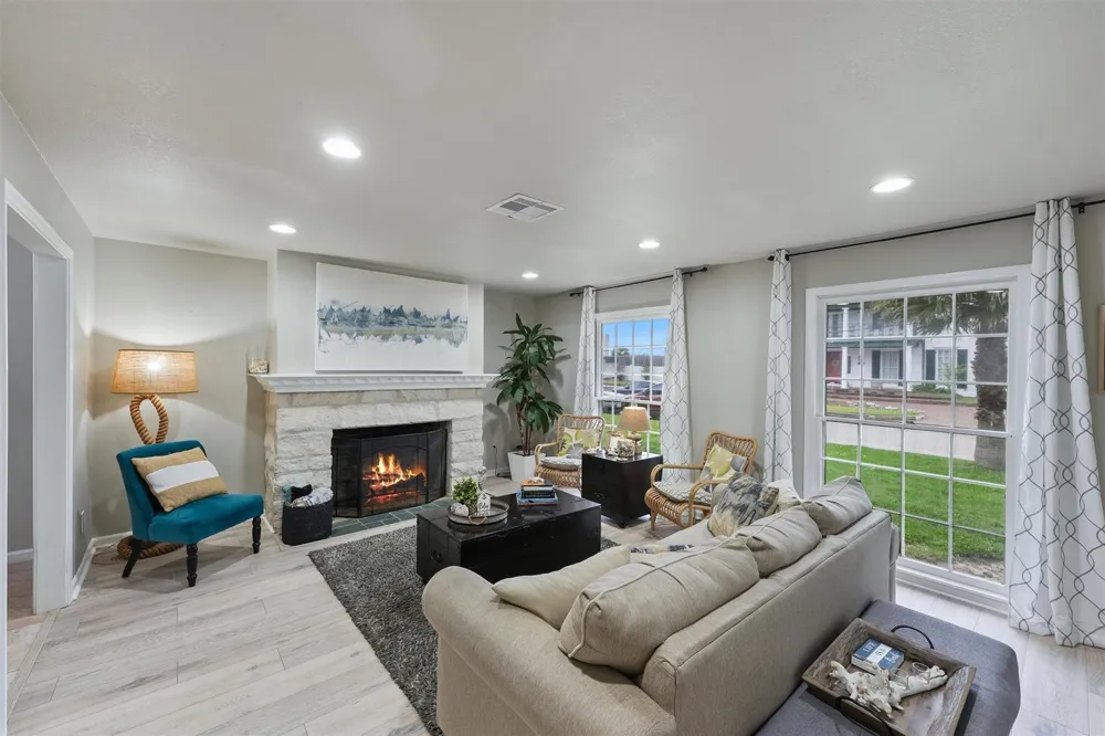 9 S Shore Drive Galveston, TX 77551