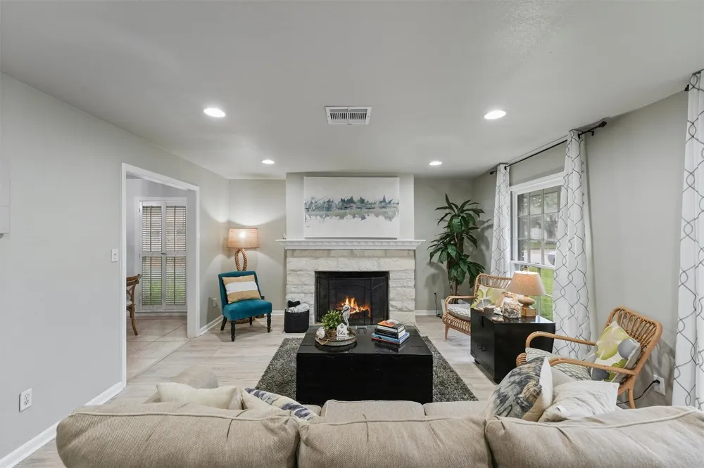 9 S Shore Drive Galveston, TX 77551