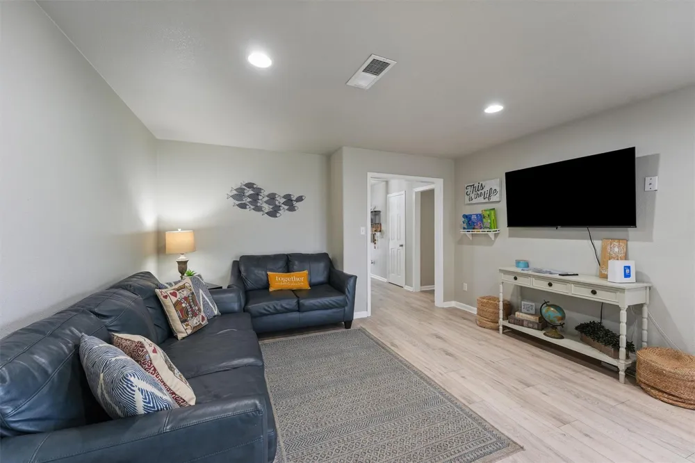 9 S Shore Drive Galveston, TX 77551