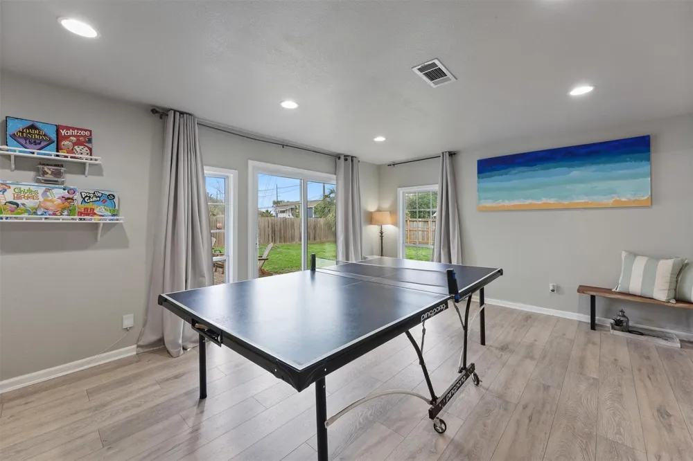 9 S Shore Drive Galveston, TX 77551