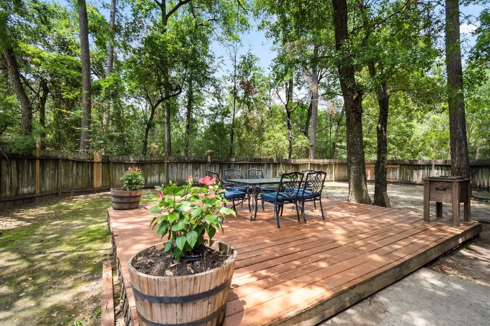 2 Amber Fire Place The Woodlands, TX 77381