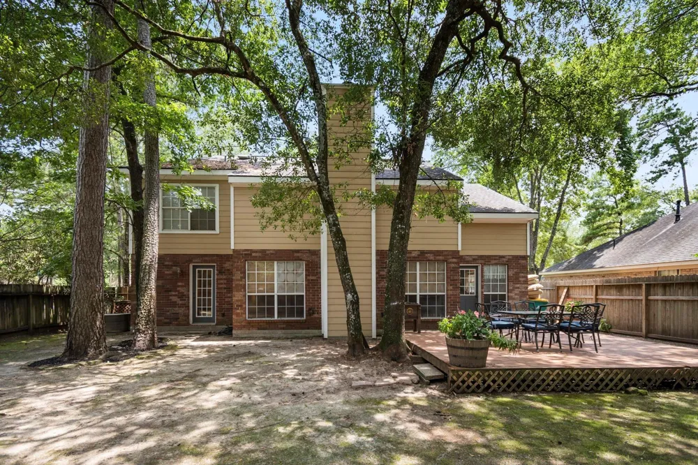 2 Amber Fire Place The Woodlands, TX 77381