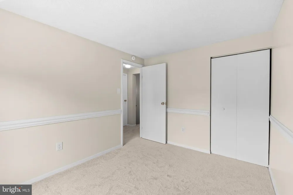 127 SPLIT OAK STREET Warrenton, VA 20186