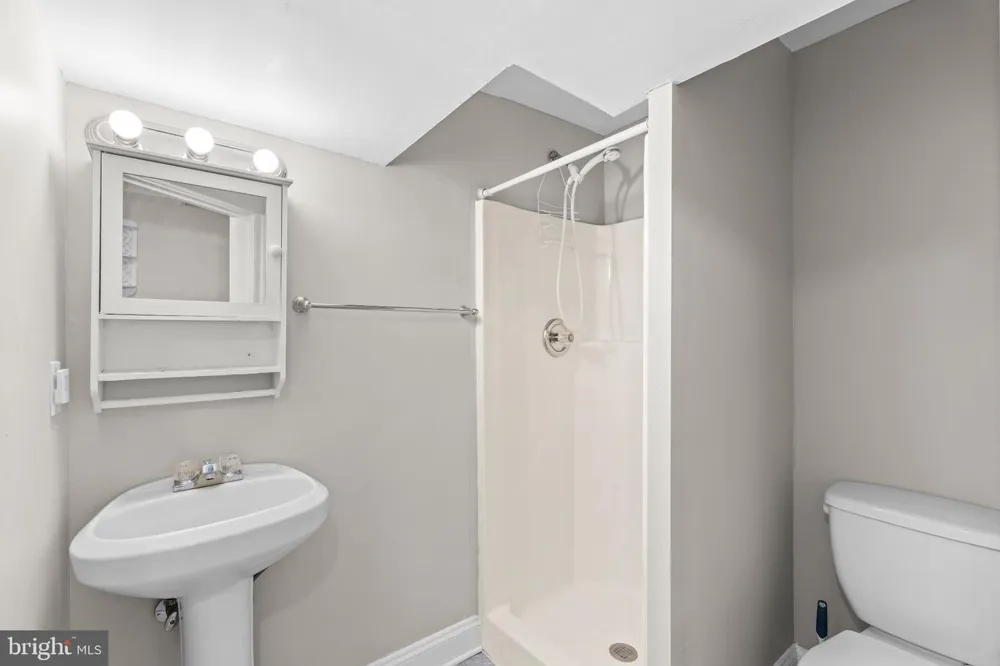 127 SPLIT OAK STREET Warrenton, VA 20186