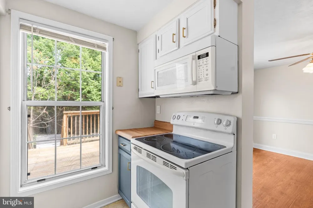 127 SPLIT OAK STREET Warrenton, VA 20186