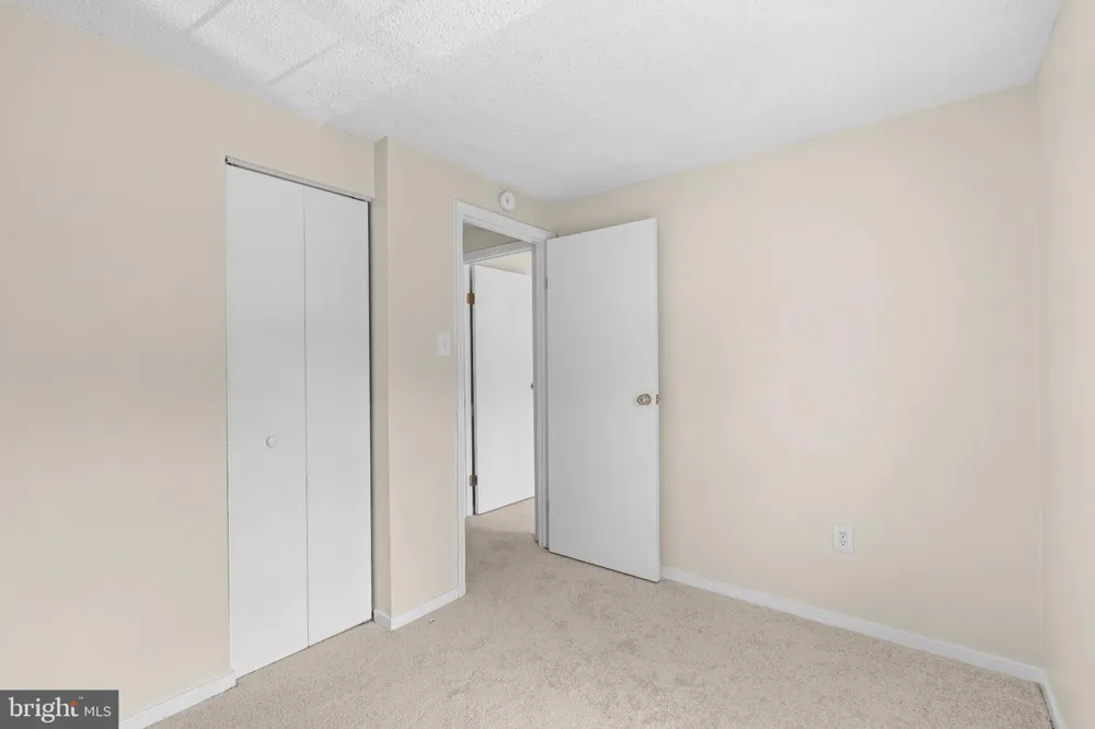 127 SPLIT OAK STREET Warrenton, VA 20186