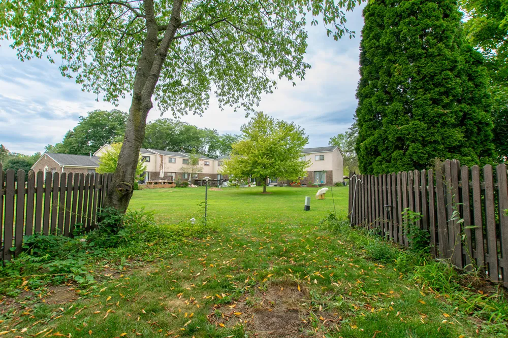 8387 Lakeview Court Ypsilanti, MI 48198
