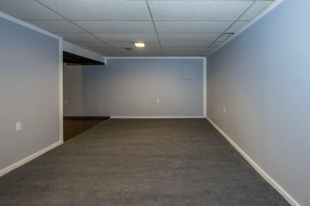 8387 Lakeview Court Ypsilanti, MI 48198