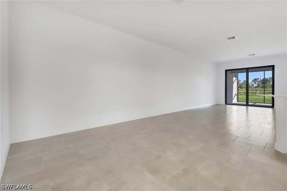 Hinkley Drive Estero, FL 33928