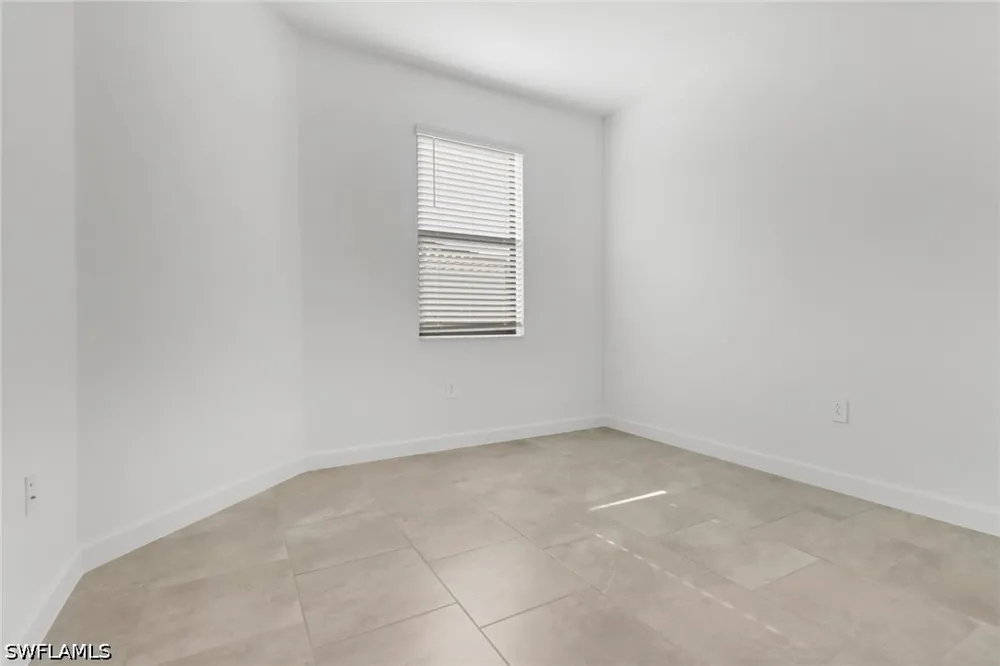 Hinkley Drive Estero, FL 33928
