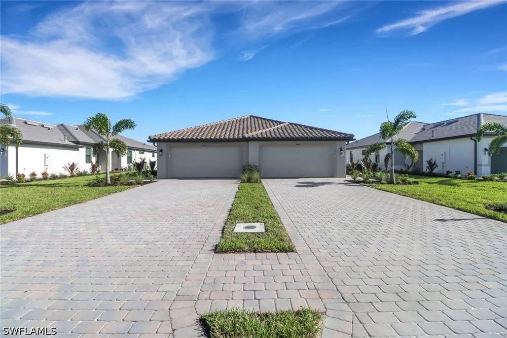 Hinkley Drive Estero, FL 33928