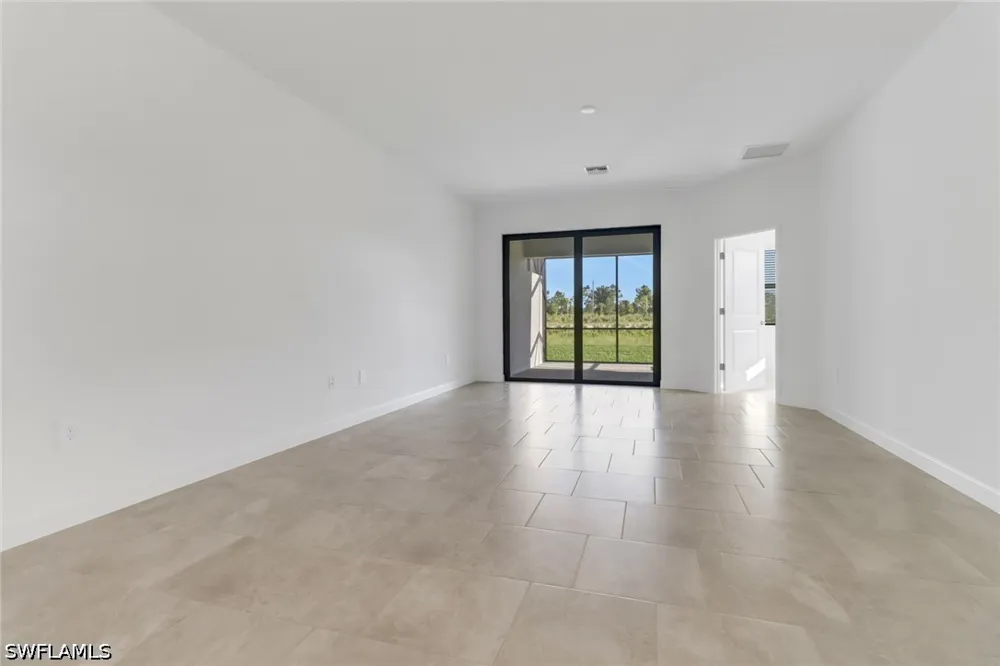 Hinkley Drive Estero, FL 33928