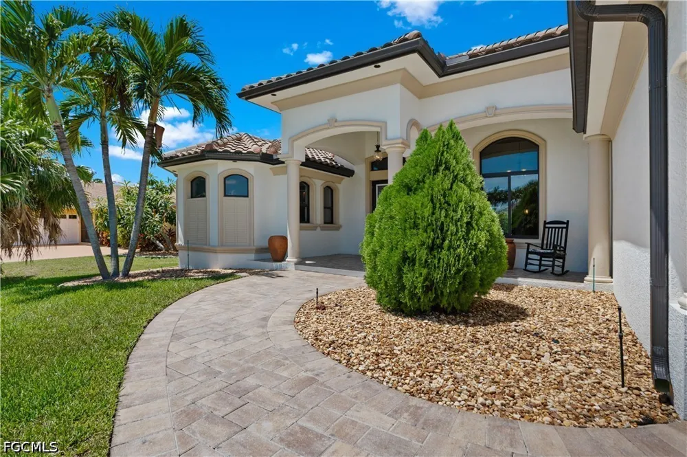 SW 27th Place Cape Coral, FL 33914