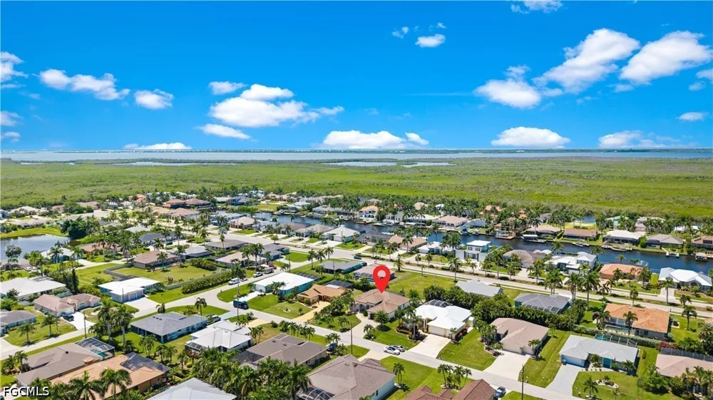 SW 27th Place Cape Coral, FL 33914