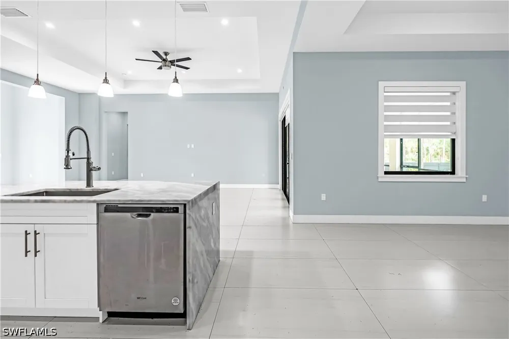 8th Avenue NE Naples, FL 34120