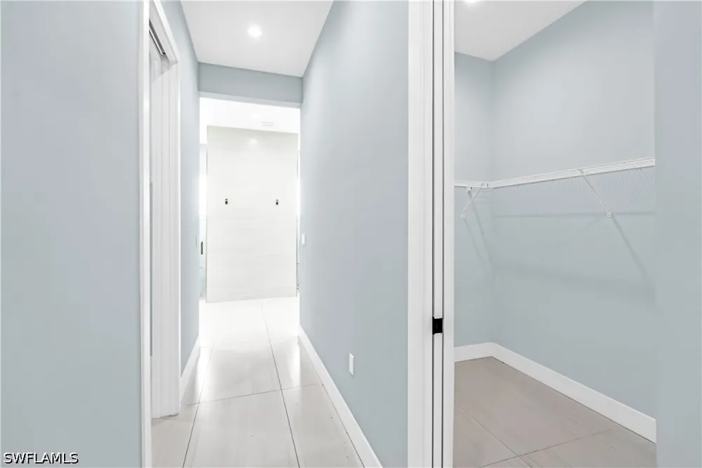8th Avenue NE Naples, FL 34120