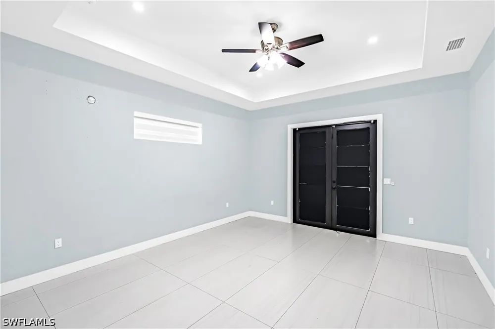 8th Avenue NE Naples, FL 34120