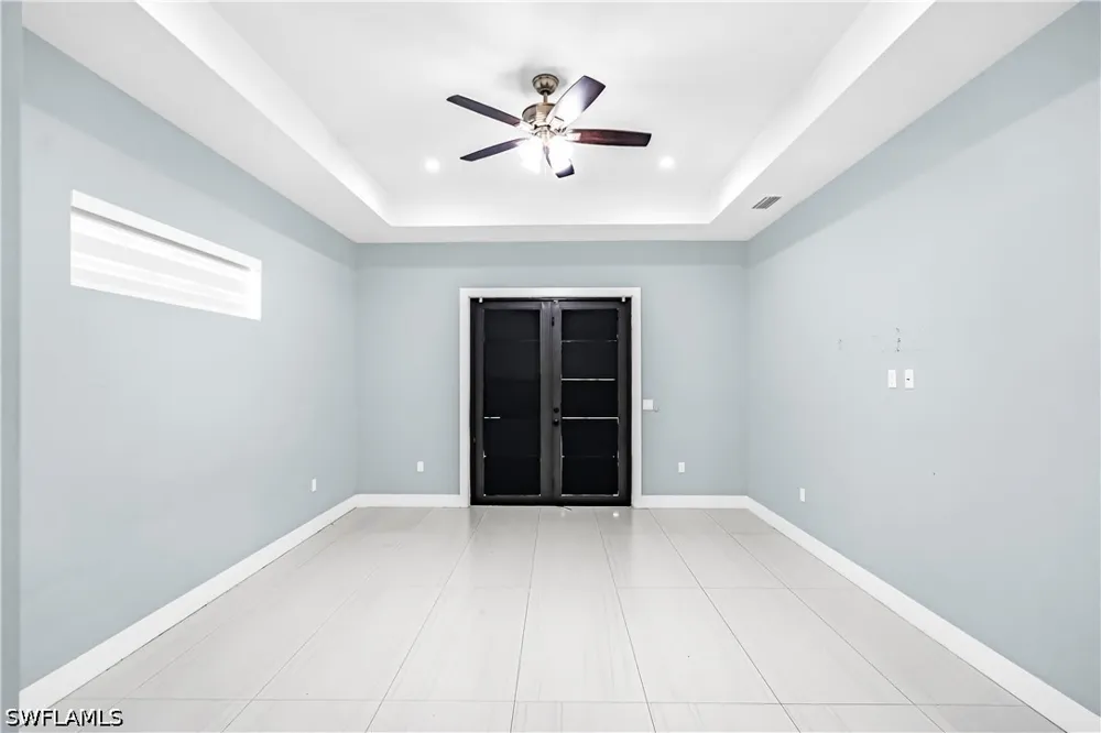 8th Avenue NE Naples, FL 34120