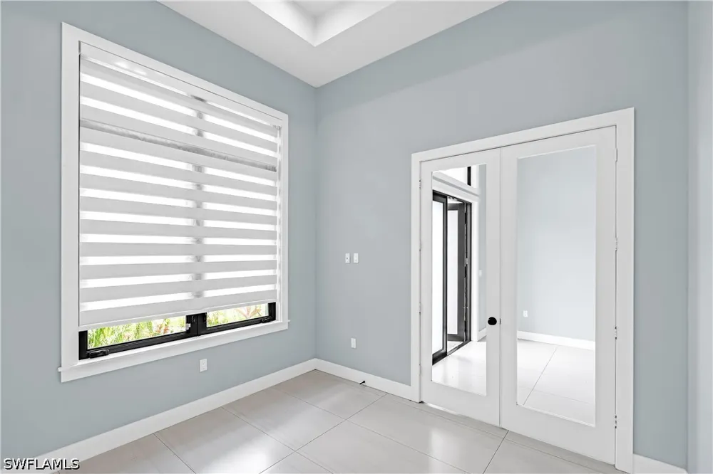 8th Avenue NE Naples, FL 34120