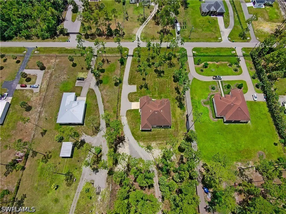 8th Avenue NE Naples, FL 34120