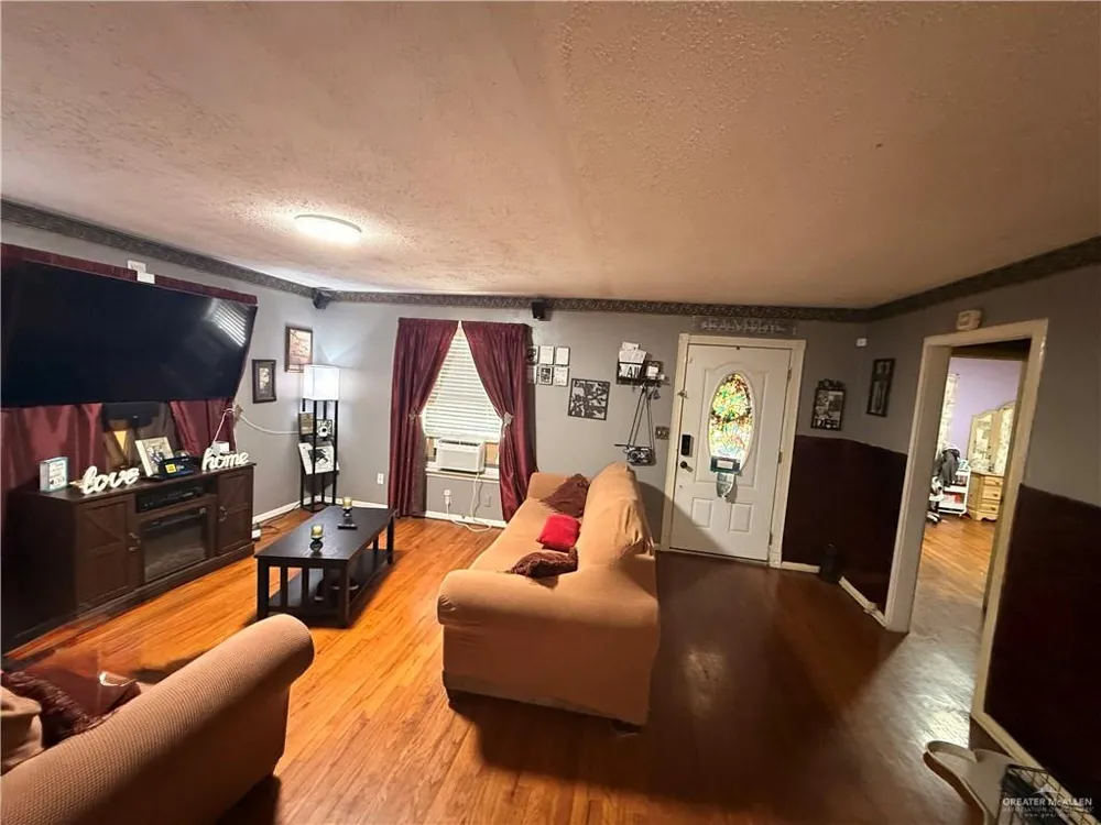 308 E 11th Street San Juan, TX 78589
