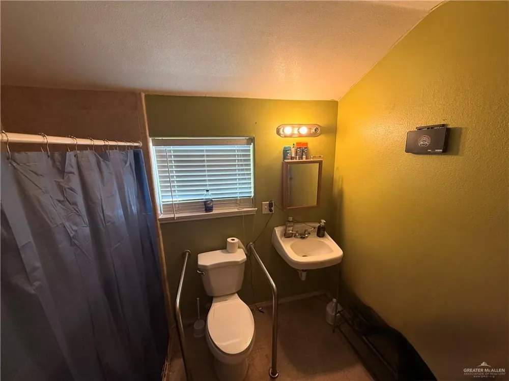 308 E 11th Street San Juan, TX 78589