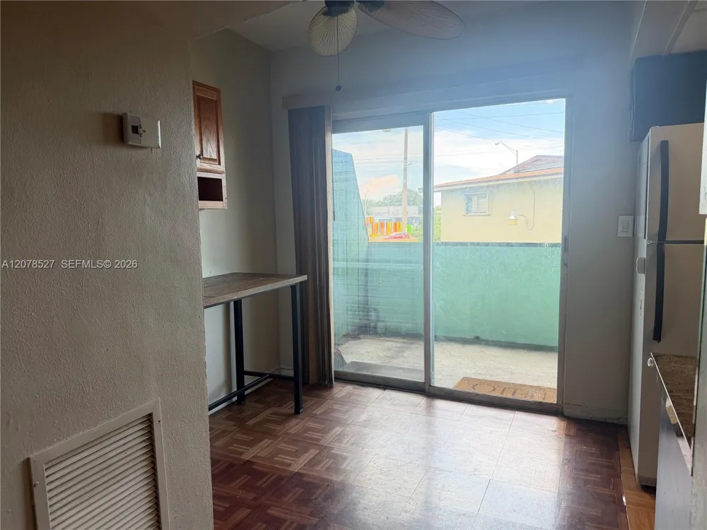 701 S Royal Poinciana Blvd #12 Miami Springs, FL 33166