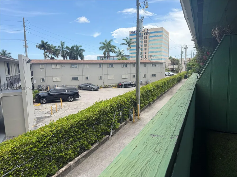 701 S Royal Poinciana Blvd #12 Miami Springs, FL 33166
