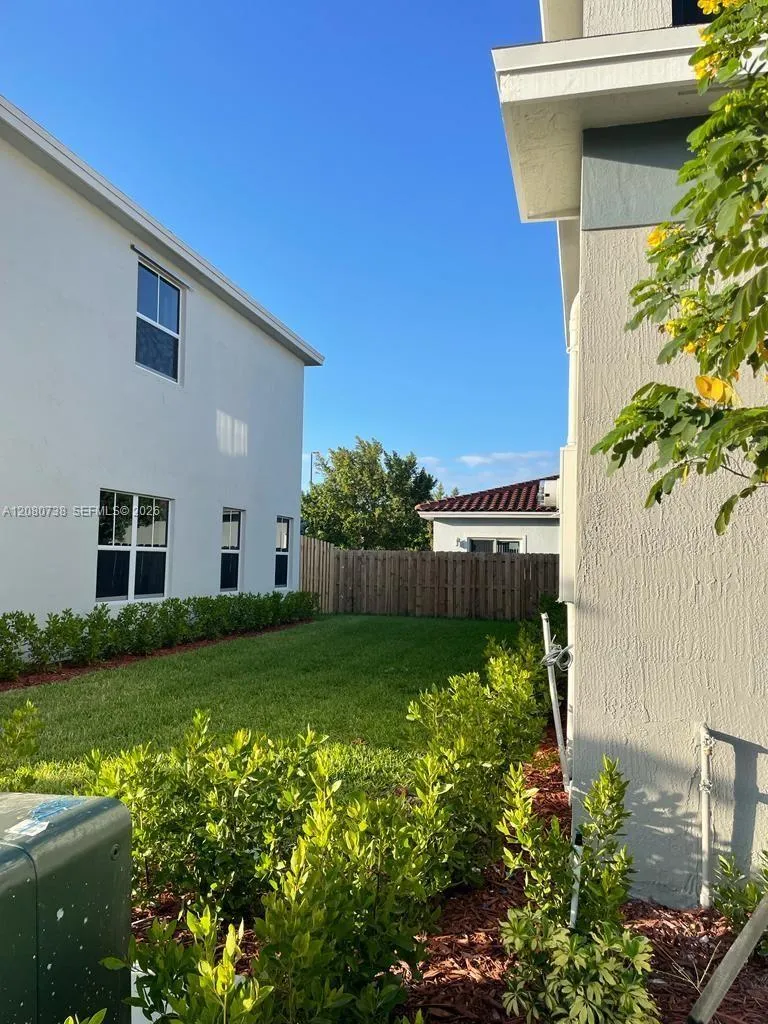 333 NE 1st Dr Florida City, FL 33034