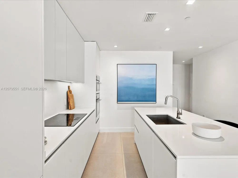 700 NE 24th St #5605 Miami, FL 33137