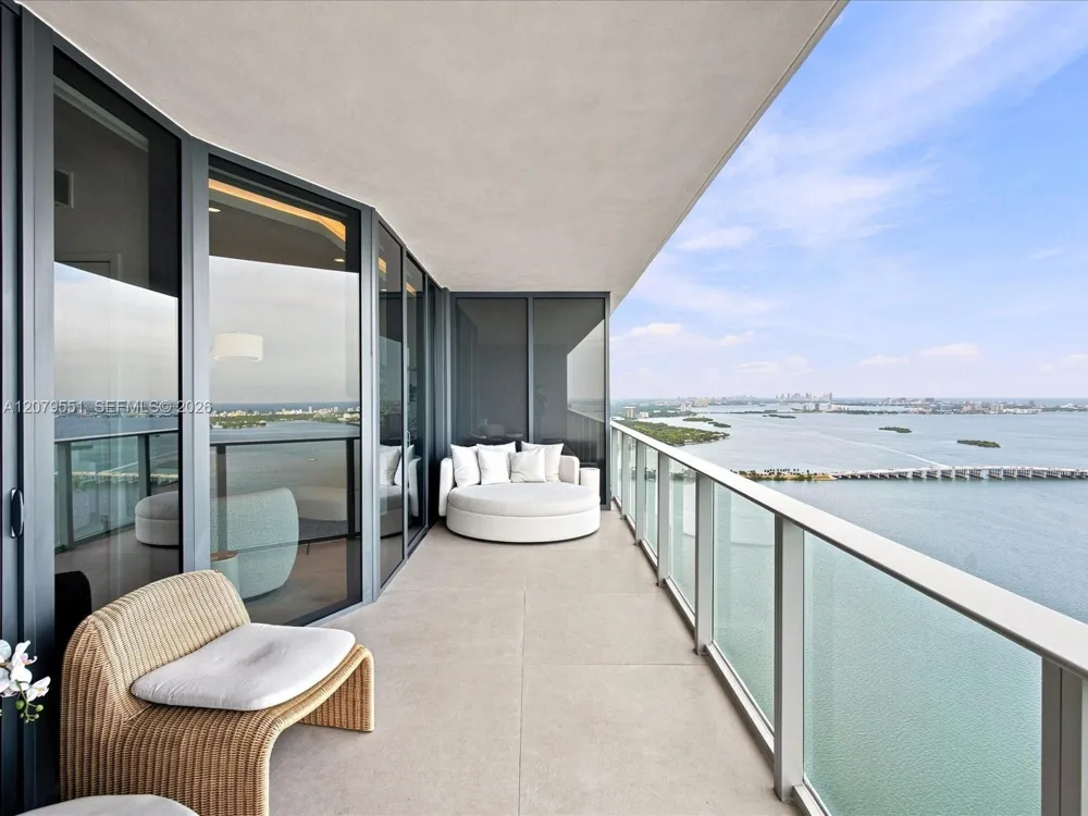 700 NE 24th St #5605 Miami, FL 33137