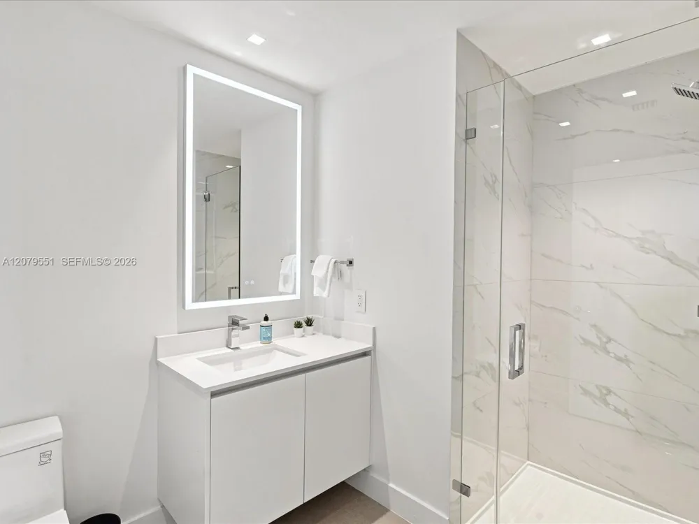 700 NE 24th St #5605 Miami, FL 33137
