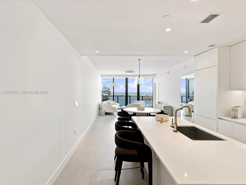700 NE 24th St #5605 Miami, FL 33137