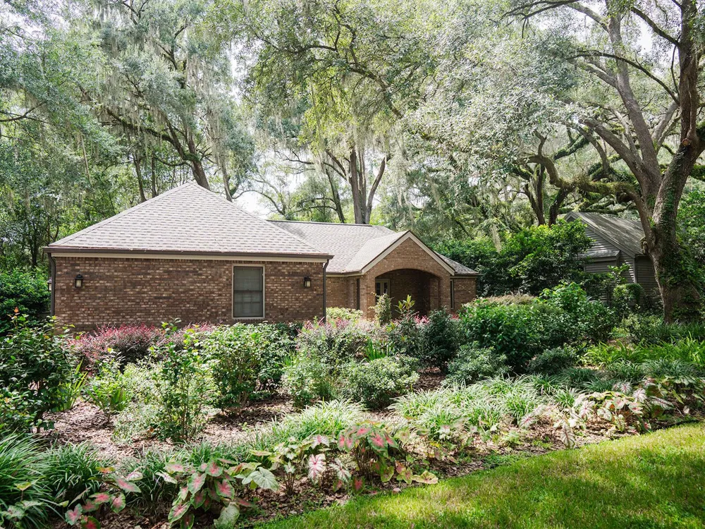 8613 SW 55 PLACE Gainesville, FL 32608