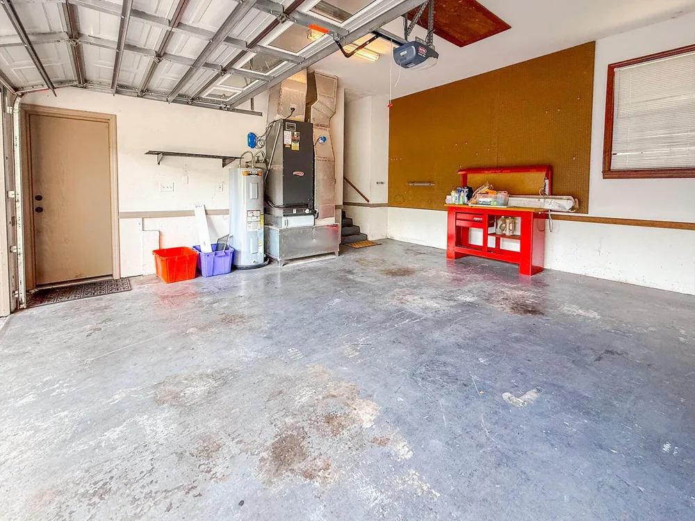 8613 SW 55 PLACE Gainesville, FL 32608