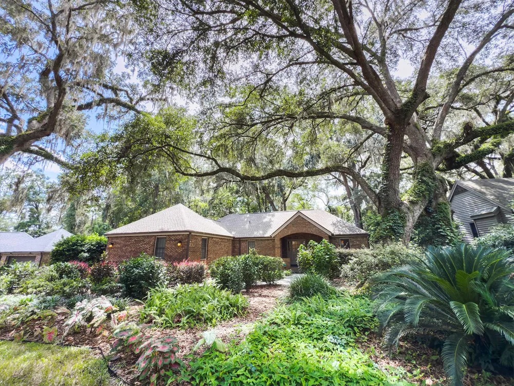 8613 SW 55 PLACE Gainesville, FL 32608