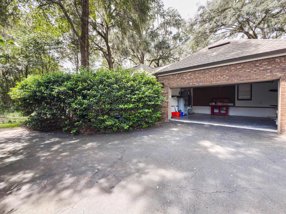 8613 SW 55 PLACE Gainesville, FL 32608