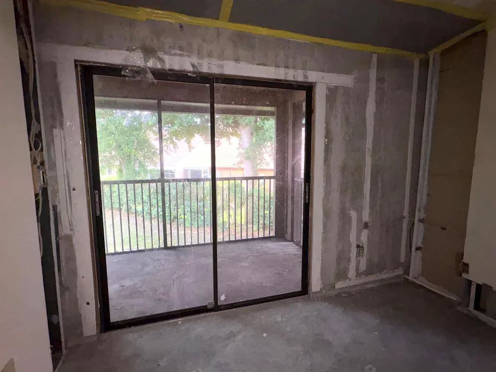 9391 S Belfort Circle #211 Tamarac, FL 33321