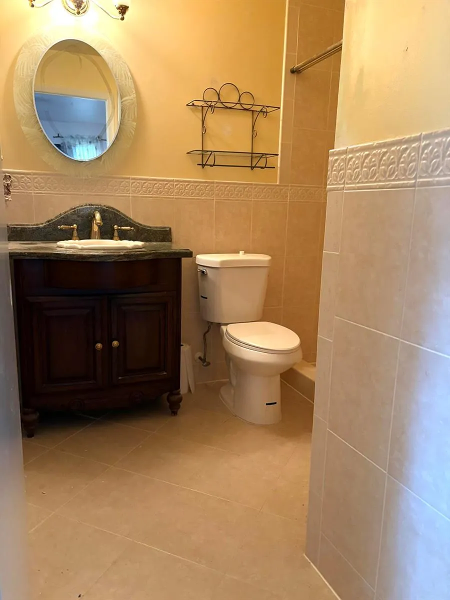 9391 S Belfort Circle #211 Tamarac, FL 33321