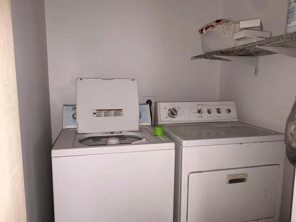 9391 S Belfort Circle #211 Tamarac, FL 33321