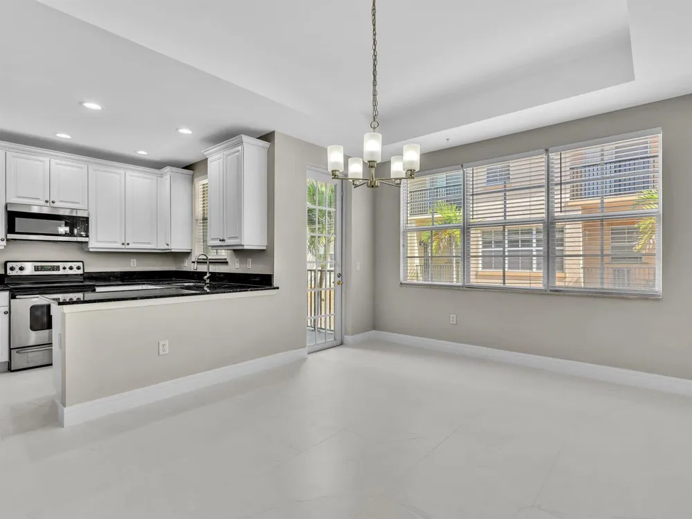 2751 RAVELLA WAY Palm Beach Gardens, FL 33410